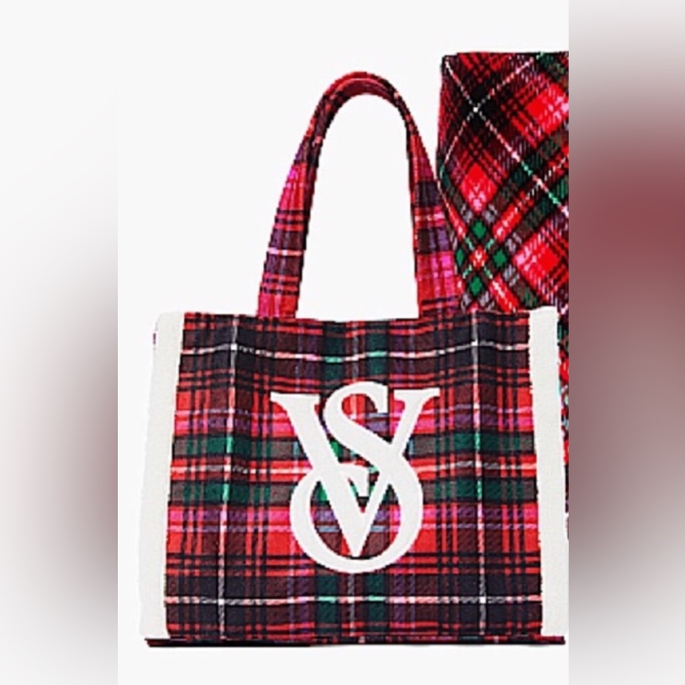 New Victoria's Secret Holiday Plaid Tote bag